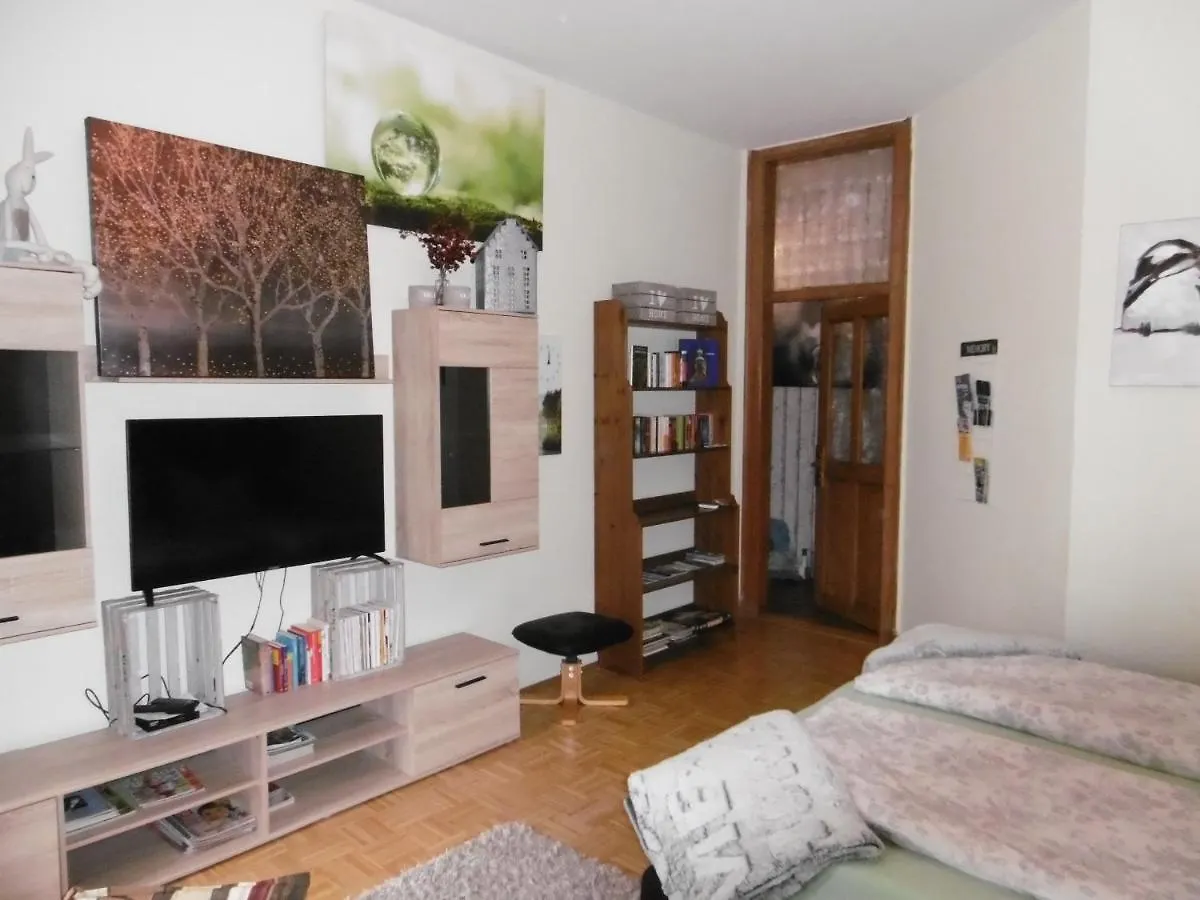 Mitten in Leipzig Wohnung 2 Apartment