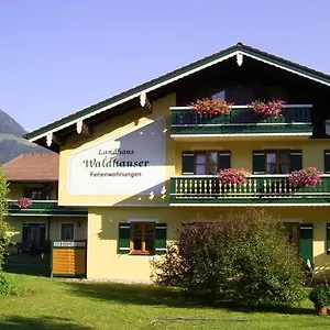 https://landhaus-waldhauser.com-bavaria.com
